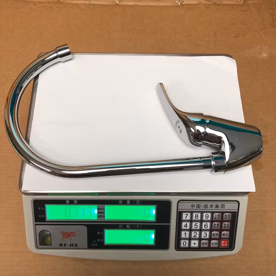 Miscelatore da cucina monocomando in ottone con bocca alta